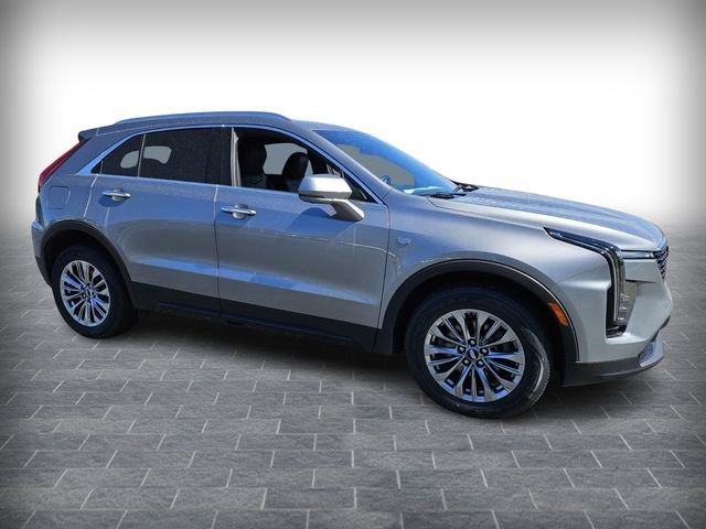 Certified 2025 Cadillac XT4 Premium Luxury image 3