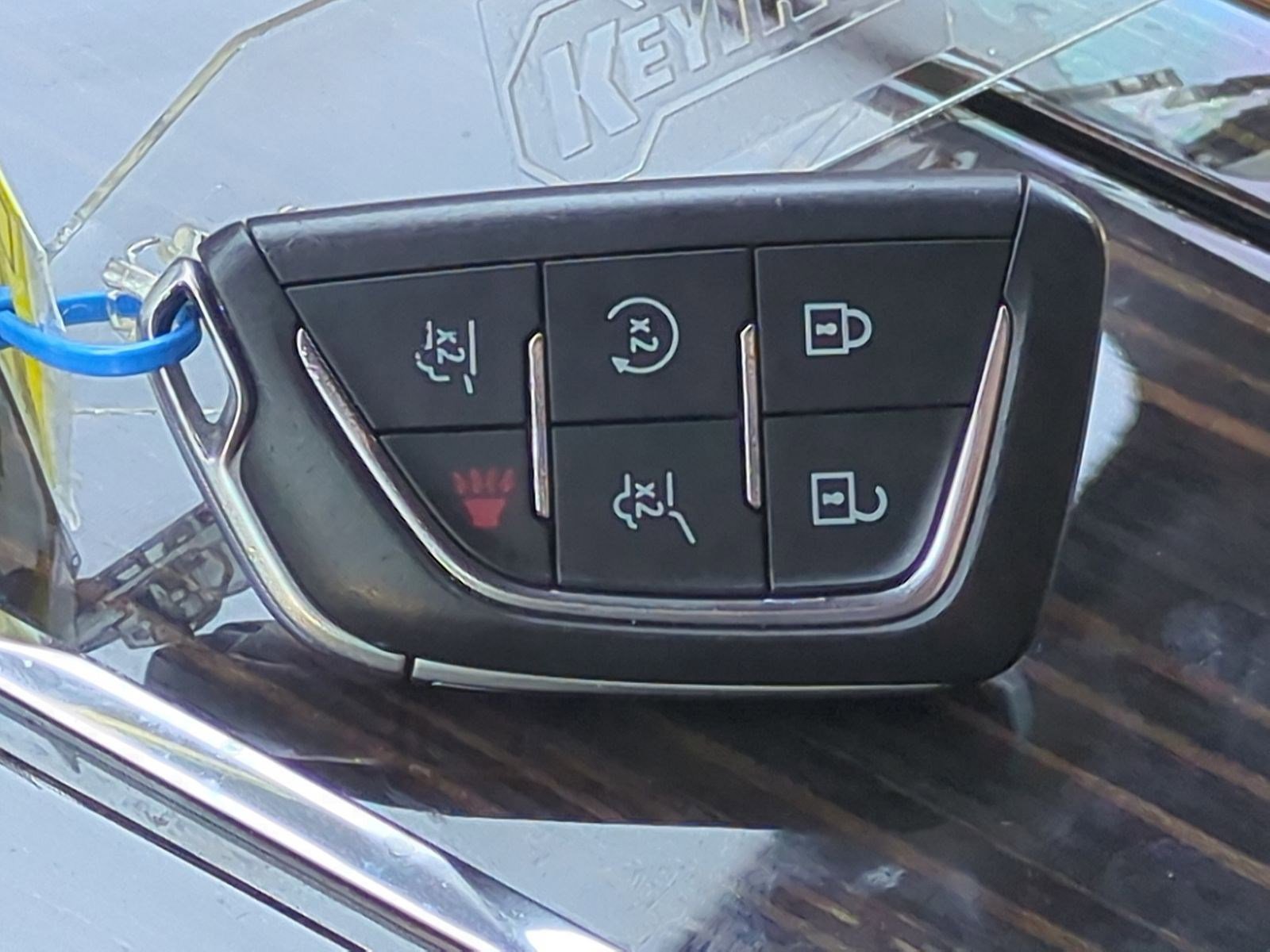Used 2021 Cadillac Escalade Premium Luxury image 37