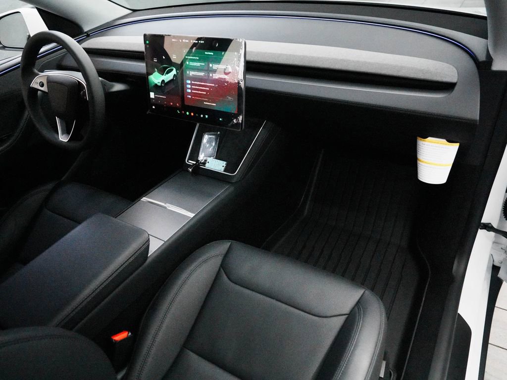 Used 2026 Tesla Model Y Long Range AWD/4WD image 29
