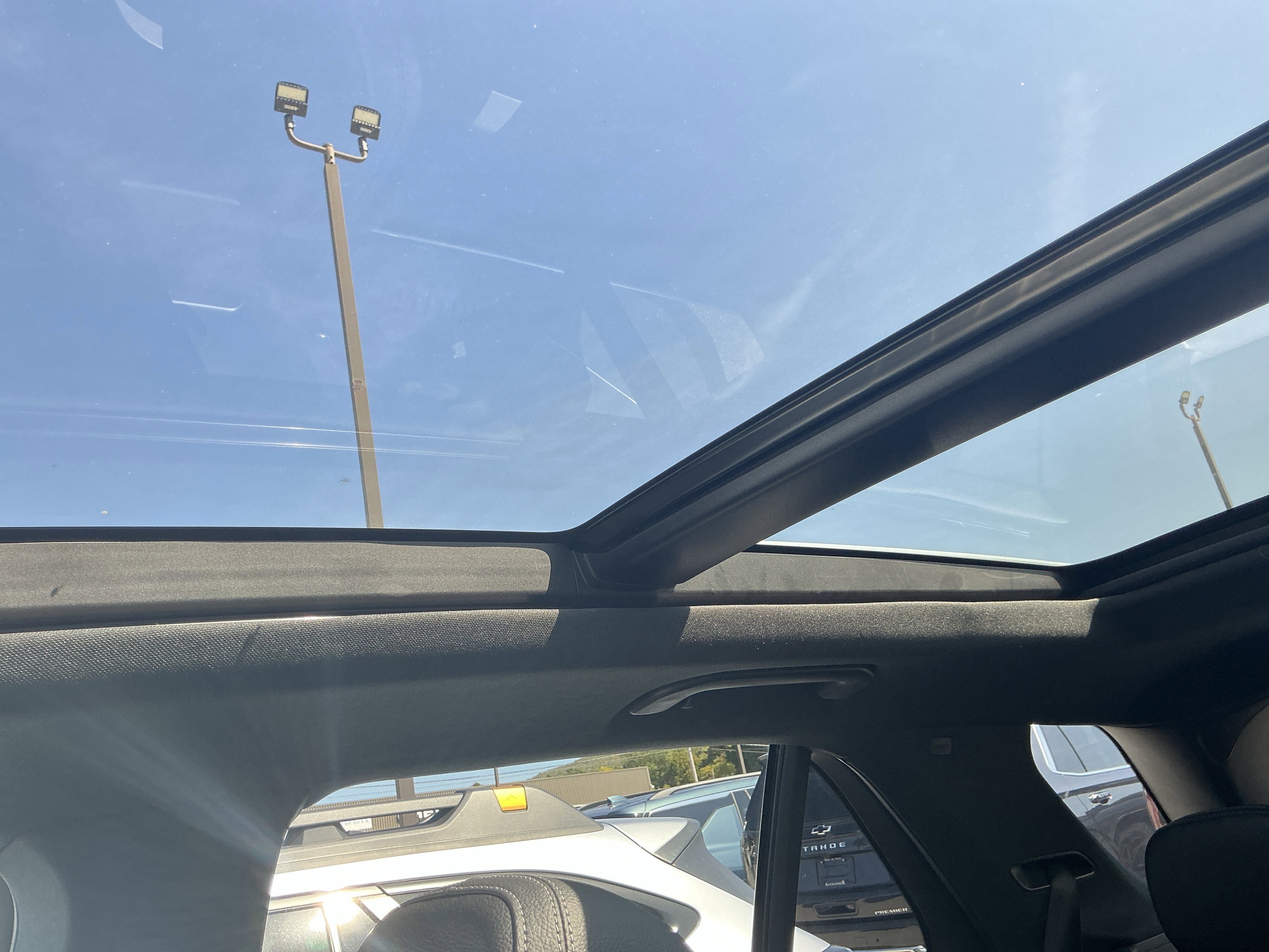 Used 2024 Mercedes-Benz GLE 350 4MATIC image 26