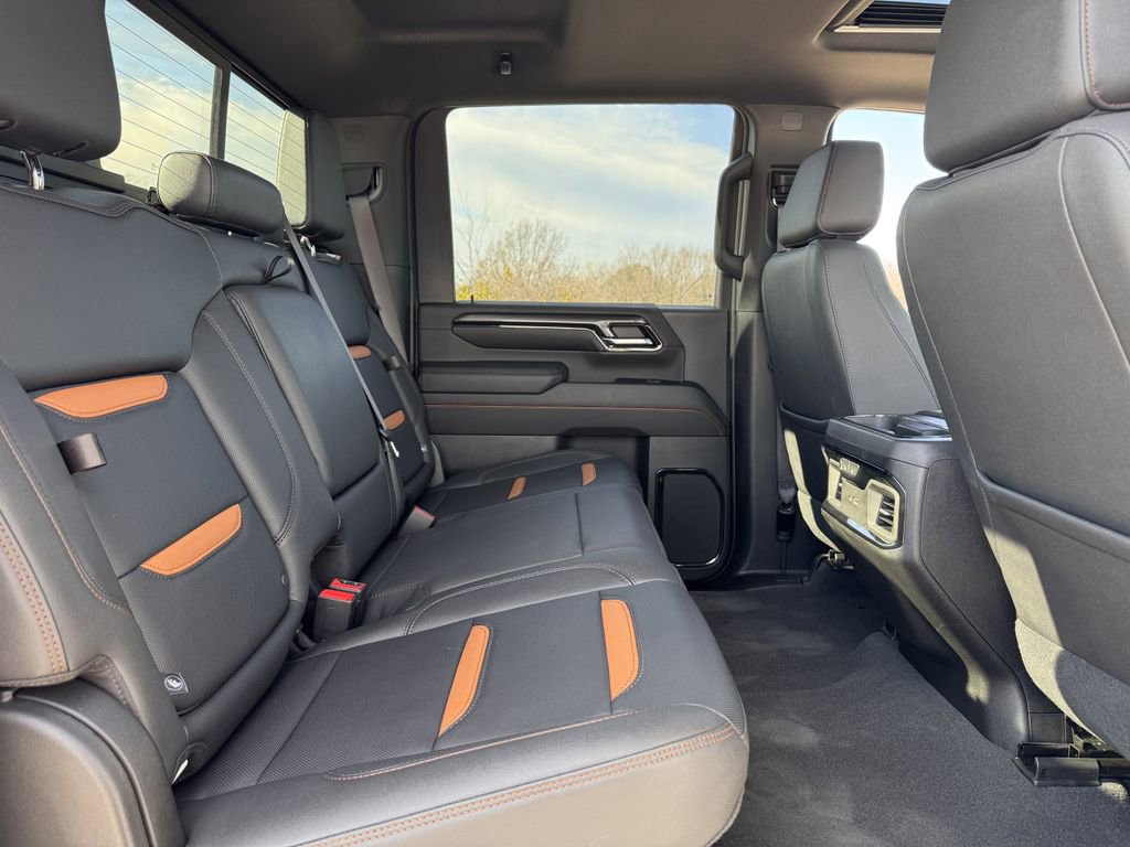 Used 2024 GMC Sierra 2500 AT4 w/ AT4 Premium Plus Package image 31