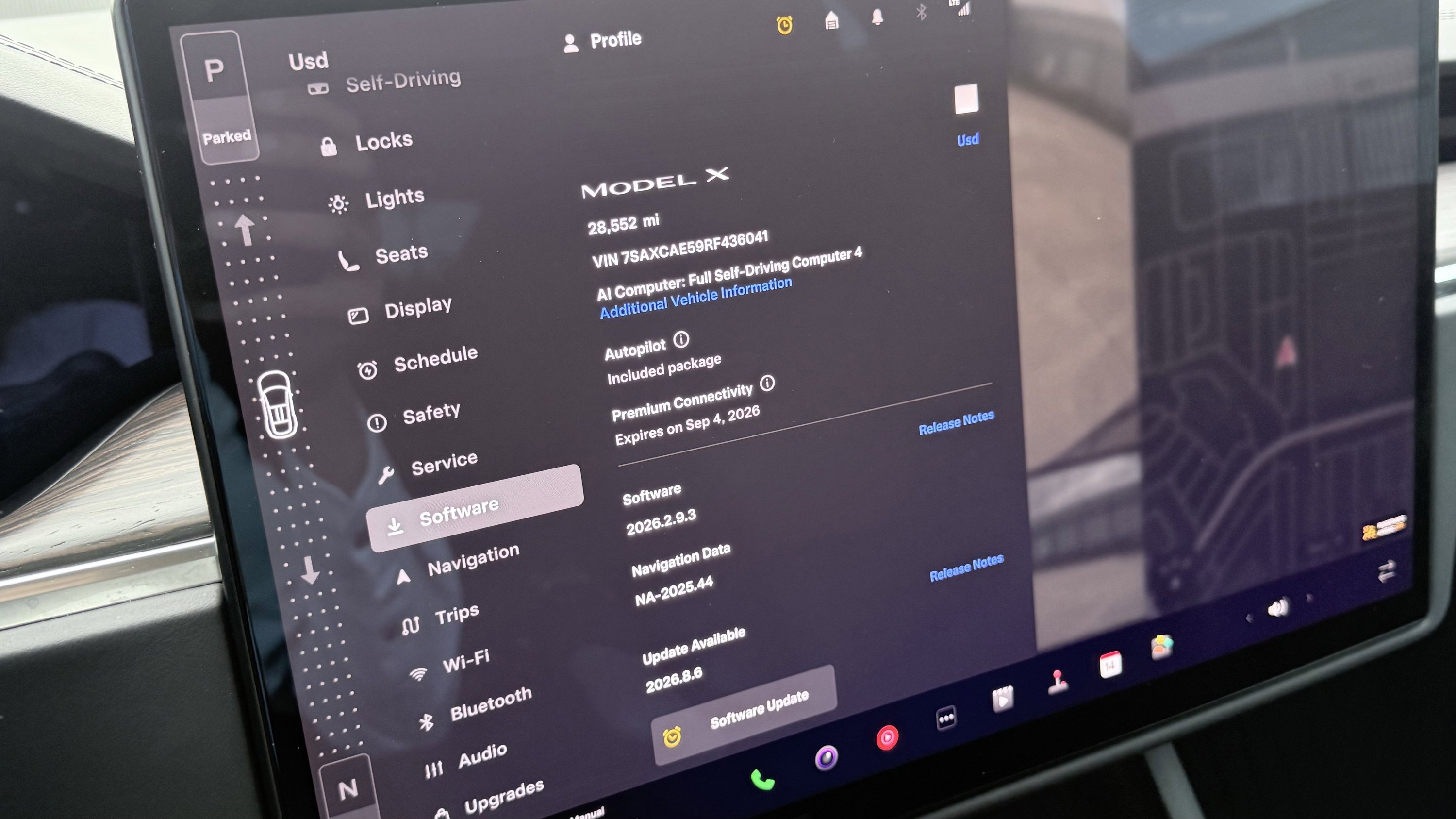 Used 2024 Tesla Model X Long Range image 4