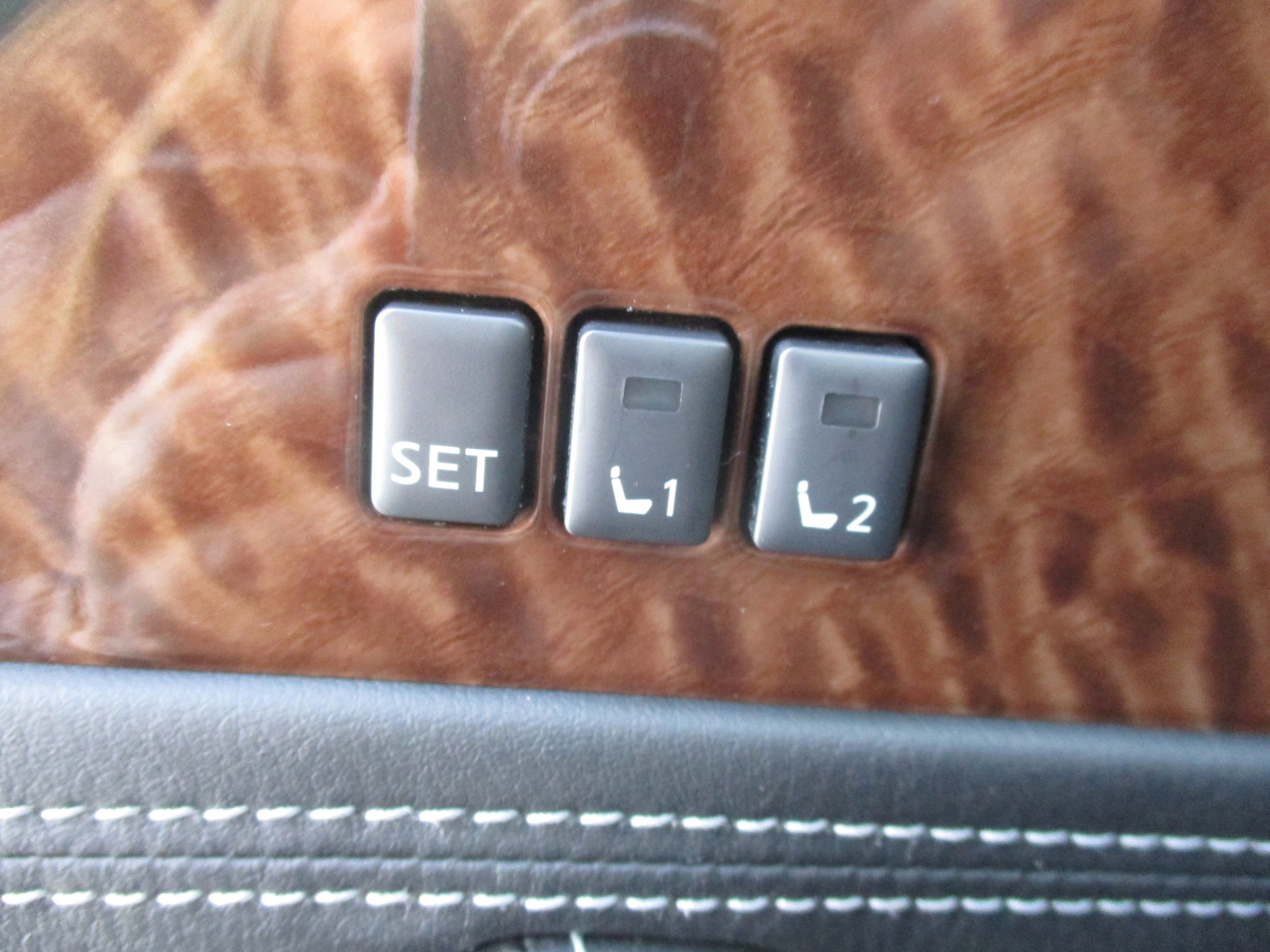 Used 2020 Nissan Armada SL w/ Premium Package AWD/4WD image 33