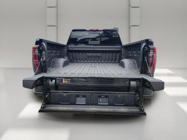 Used 2026 GMC Sierra 2500 AT4X w/ AT4X AEV Edition AWD/4WD image 8