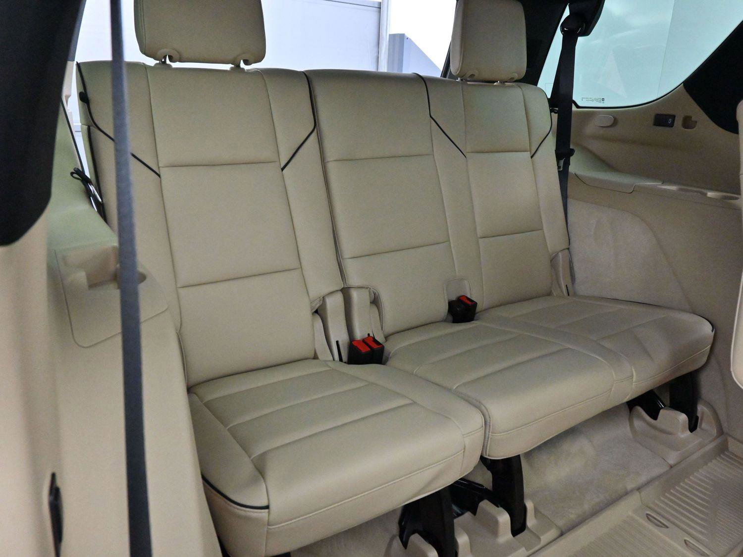 Certified 2024 Cadillac Escalade Premium Luxury w/ LPO, Floor Liner Package image 39