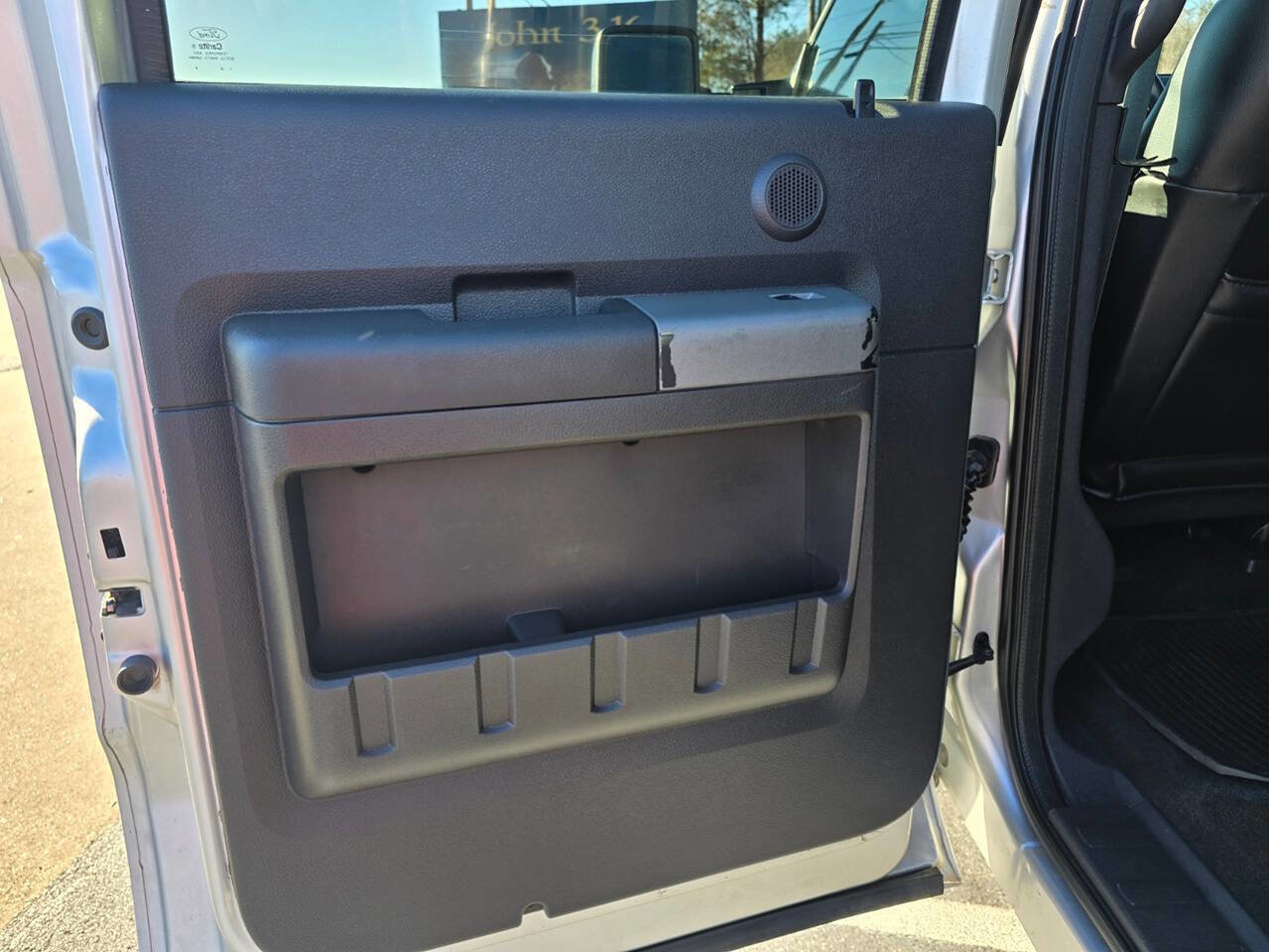 Used 2012 Ford F250 Lariat w/ Lariat Ultimate Pkg AWD/4WD image 16