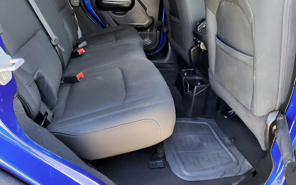 Used 2019 Jeep Wrangler Unlimited Sport S AWD/4WD image 34