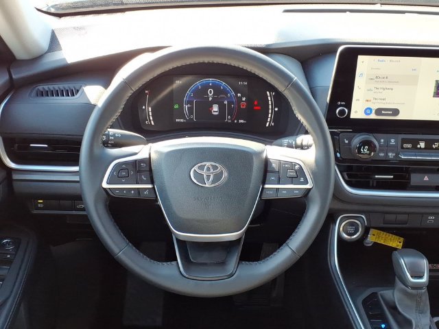 Used 2026 Toyota Grand Highlander AWD image 14