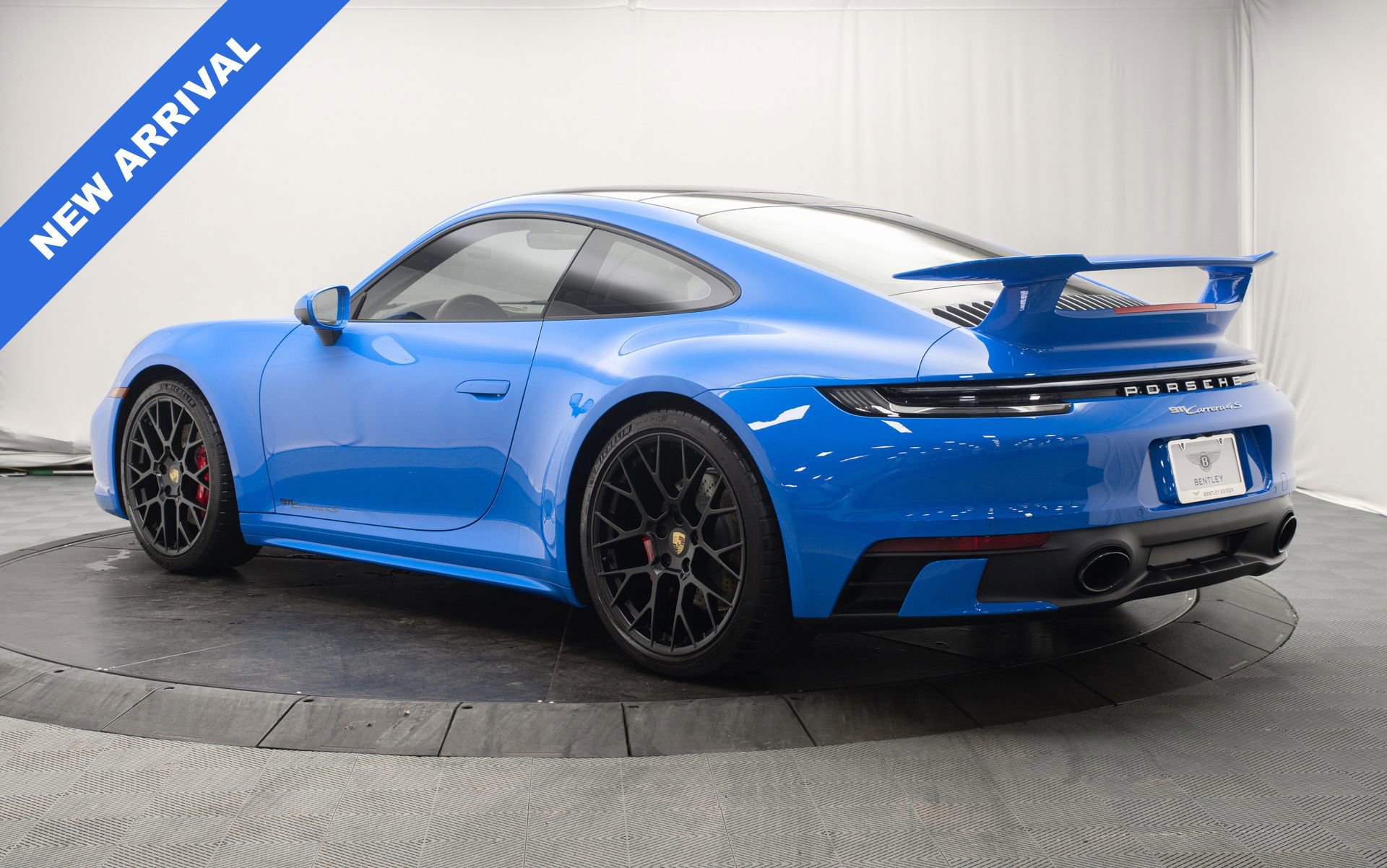 Used 2024 Porsche 911 Carrera S image 5