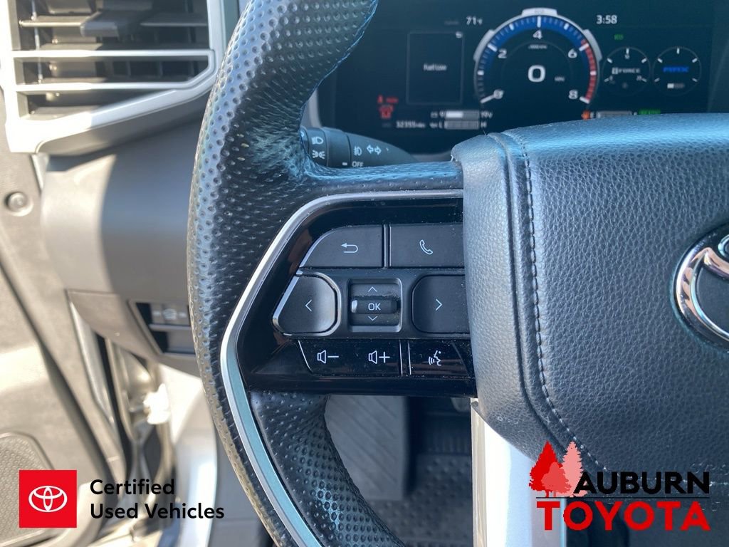 Used 2024 Toyota Sequoia Platinum AWD/4WD image 43