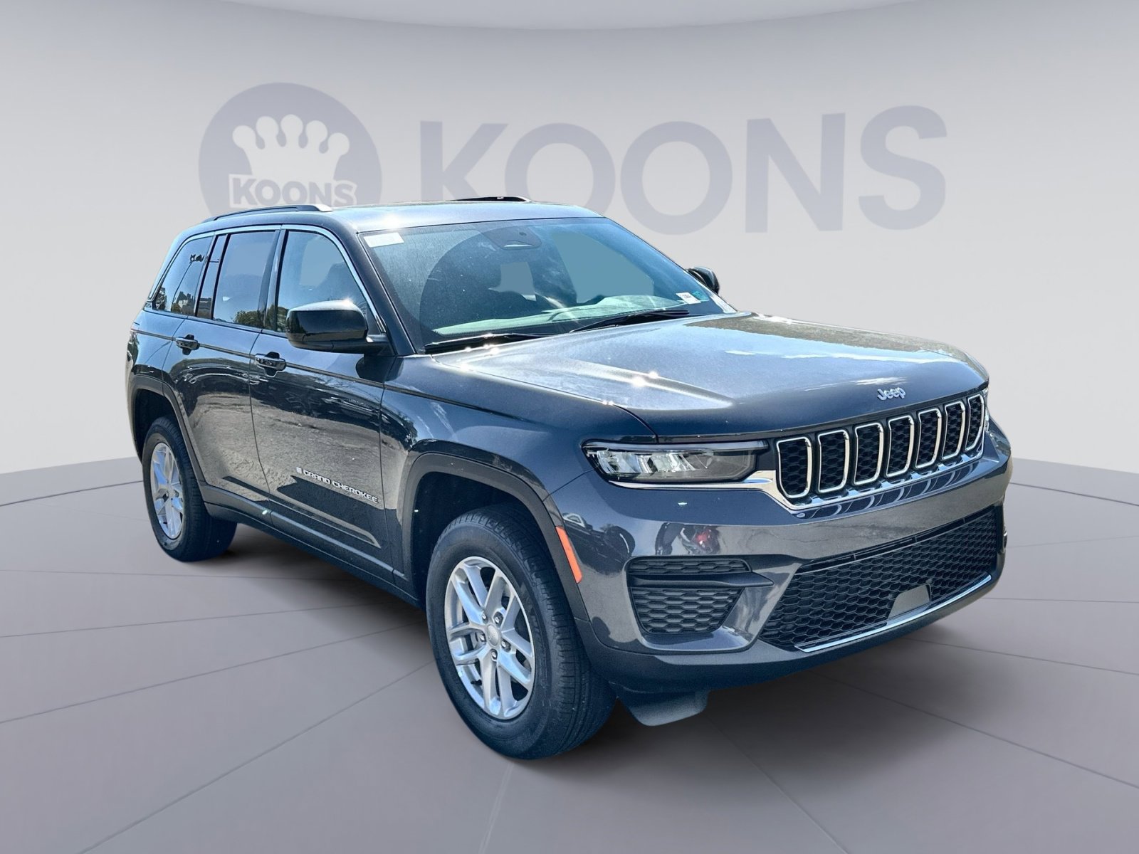 New 2025 Jeep Grand Cherokee Laredo X w/ Luxury Tech Group I image 10