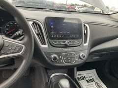 Used 2023 Chevrolet Malibu LT w/ Driver Confidence Package FWD image 13