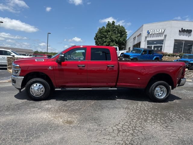 New 2026 RAM 3500 Tradesman AWD/4WD image 2