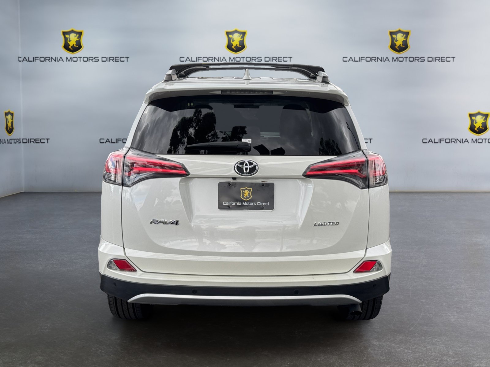 Used 2016 Toyota RAV4 Limited FWD image 4