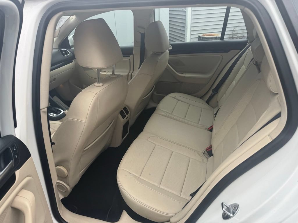Used 2014 Volkswagen Jetta TDI FWD image 26