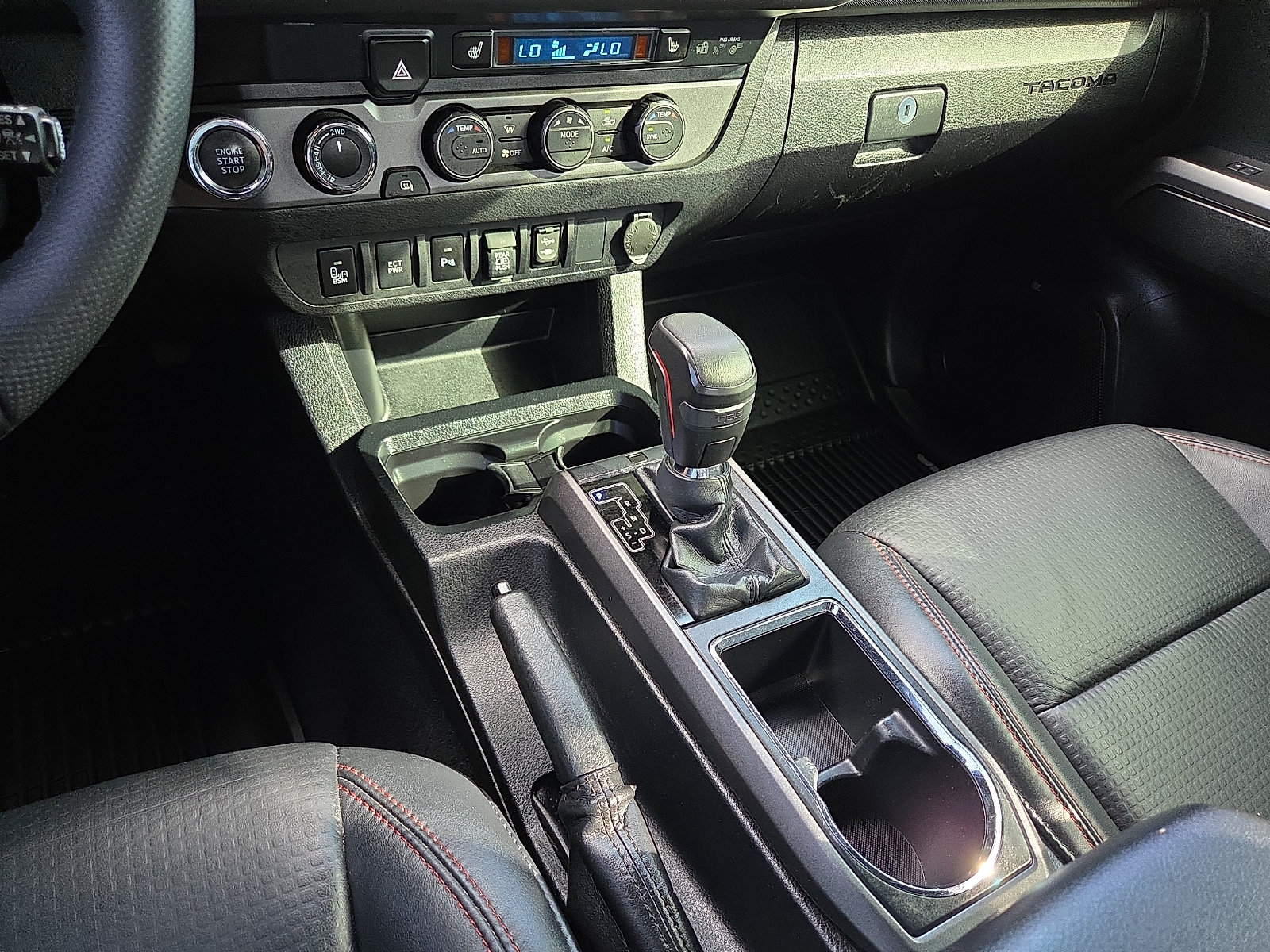 Used 2019 Toyota Tacoma TRD Pro AWD/4WD image 25