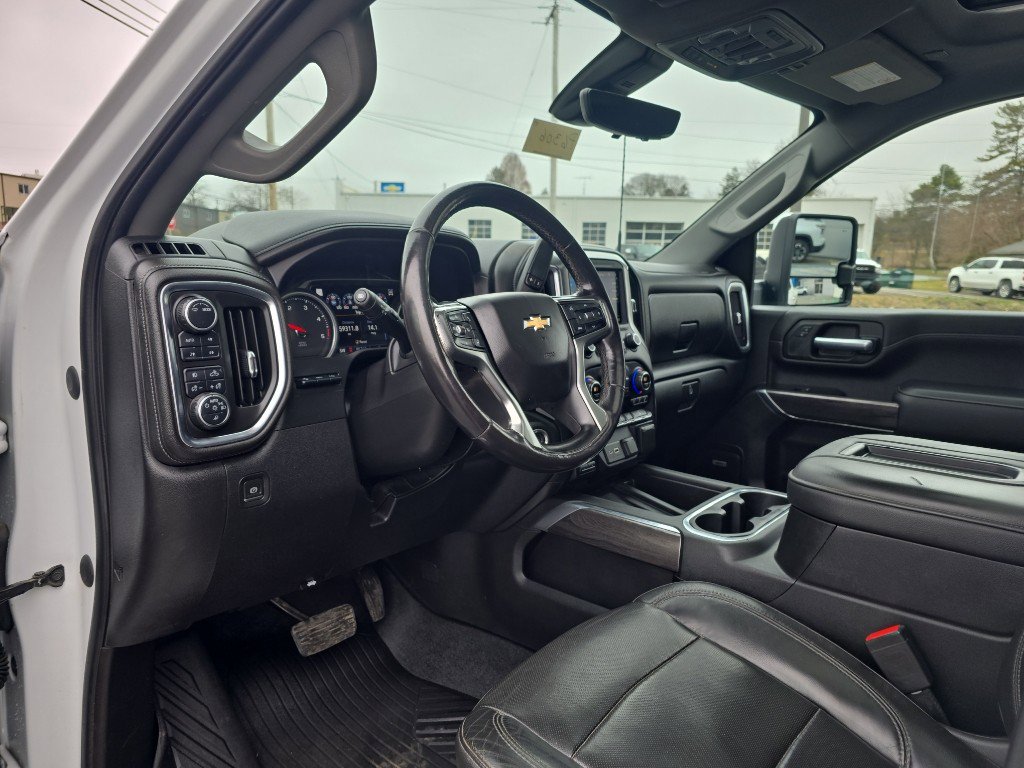 Used 2020 Chevrolet Silverado 3500 LTZ w/ LTZ Premium Package image 15