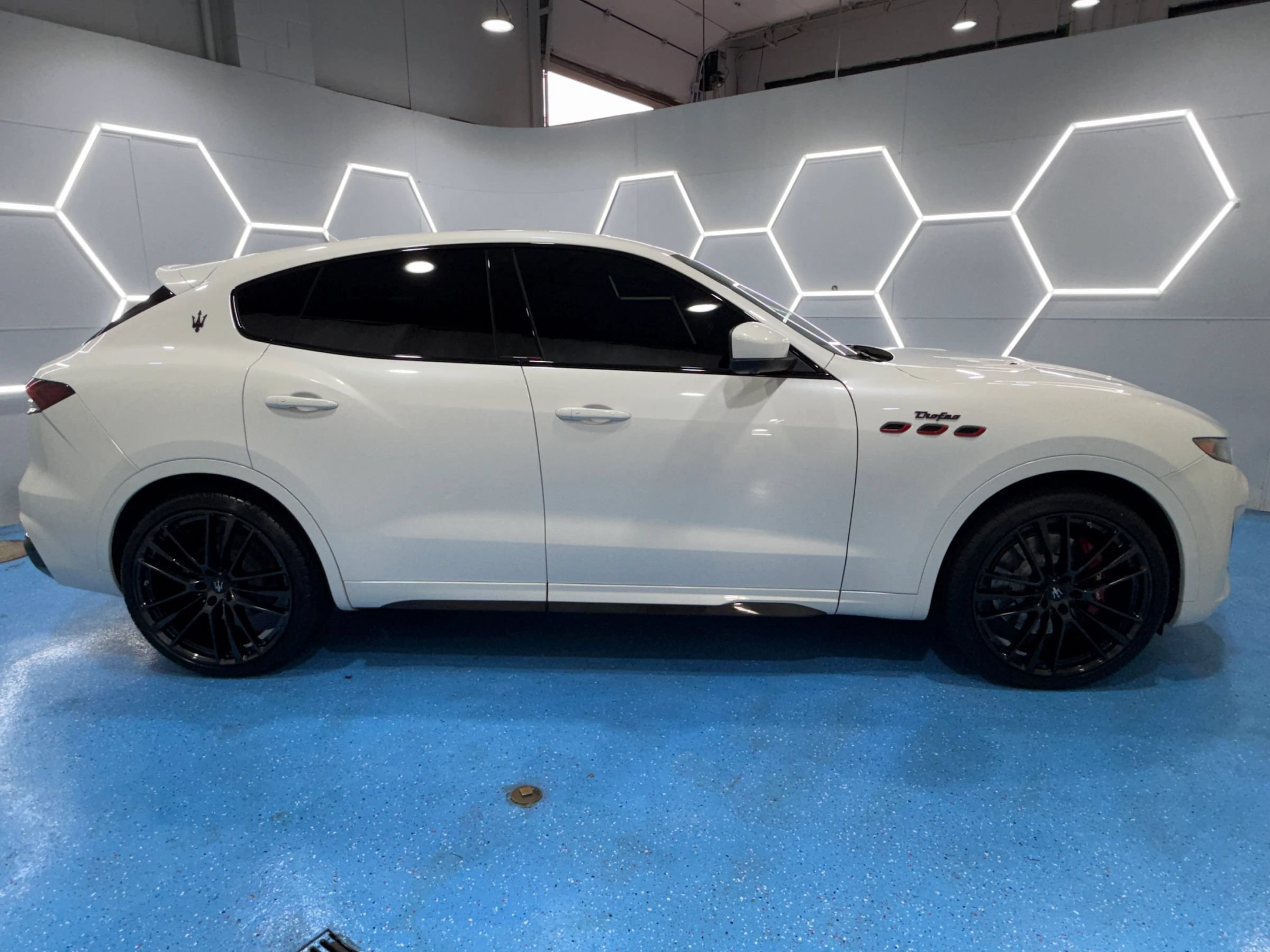 Used 2021 Maserati Levante Trofeo AWD/4WD image 75
