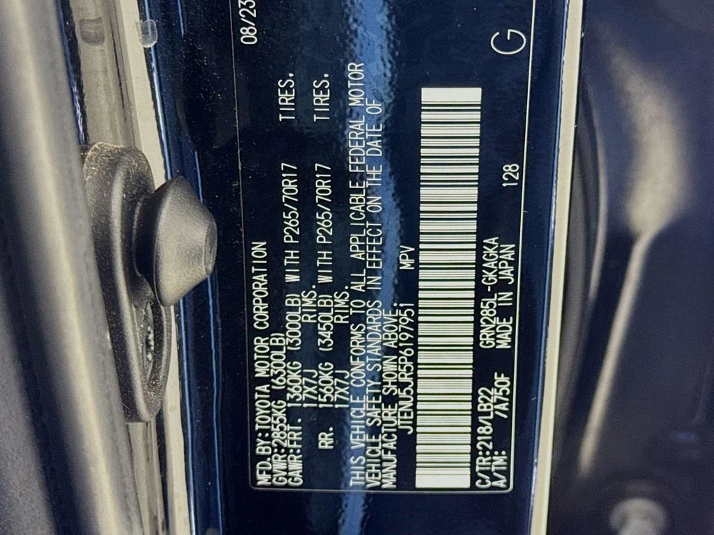 Used 2023 Toyota 4Runner SR5 Premium w/ Moonroof Package image 43