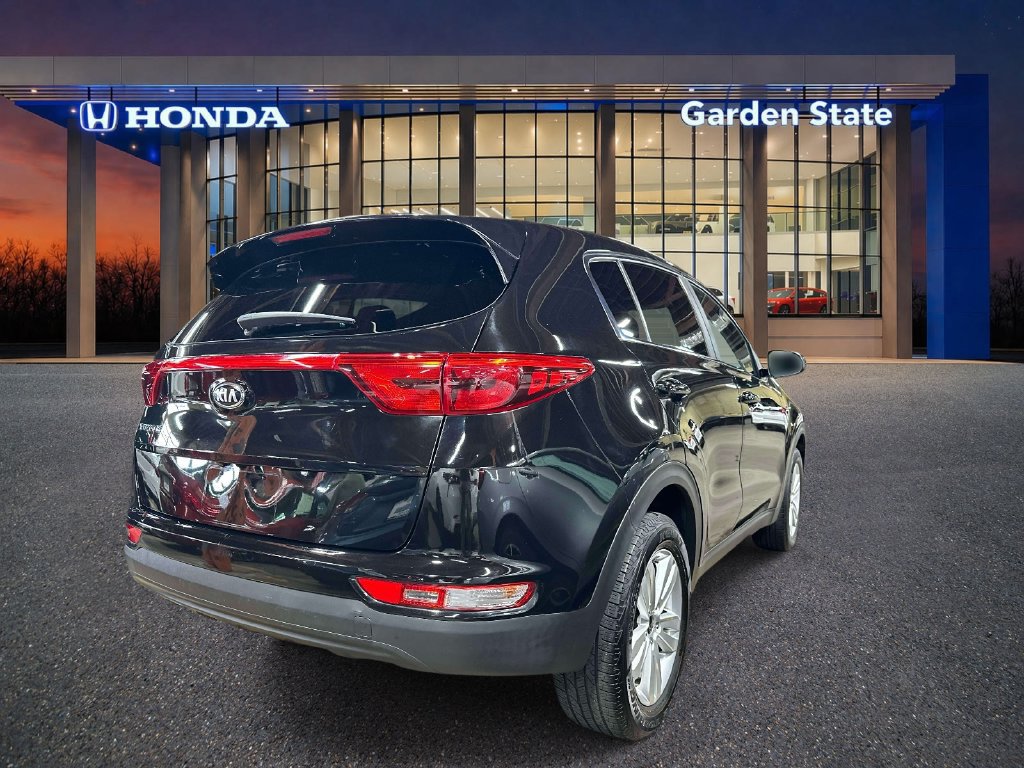 Used 2019 Kia Sportage LX AWD/4WD image 3