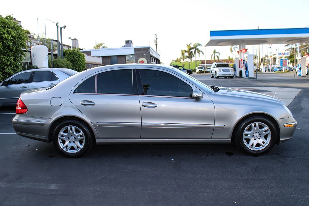 Used 2004 Mercedes-Benz E 320 Sedan image 6