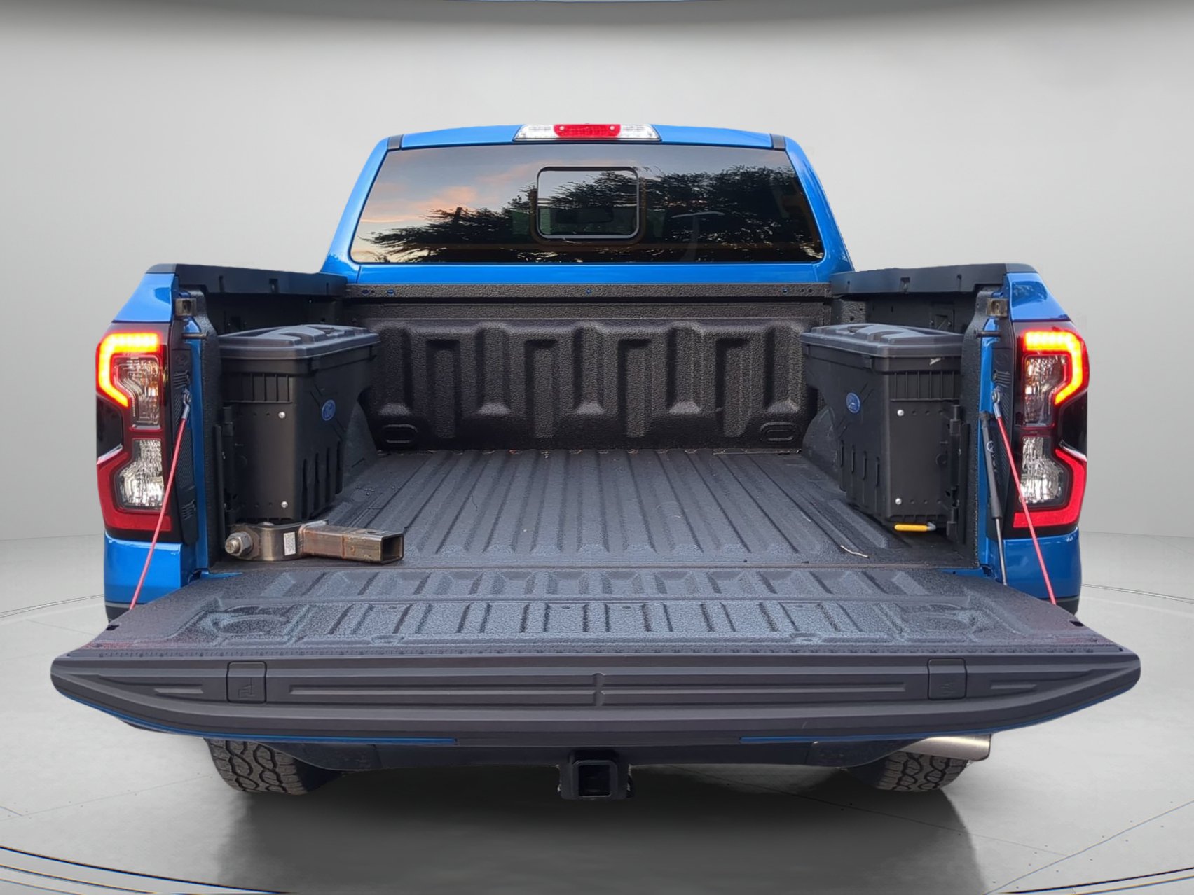 Used 2024 Ford Ranger Lariat w/ Trailer Tow Package RWD image 46
