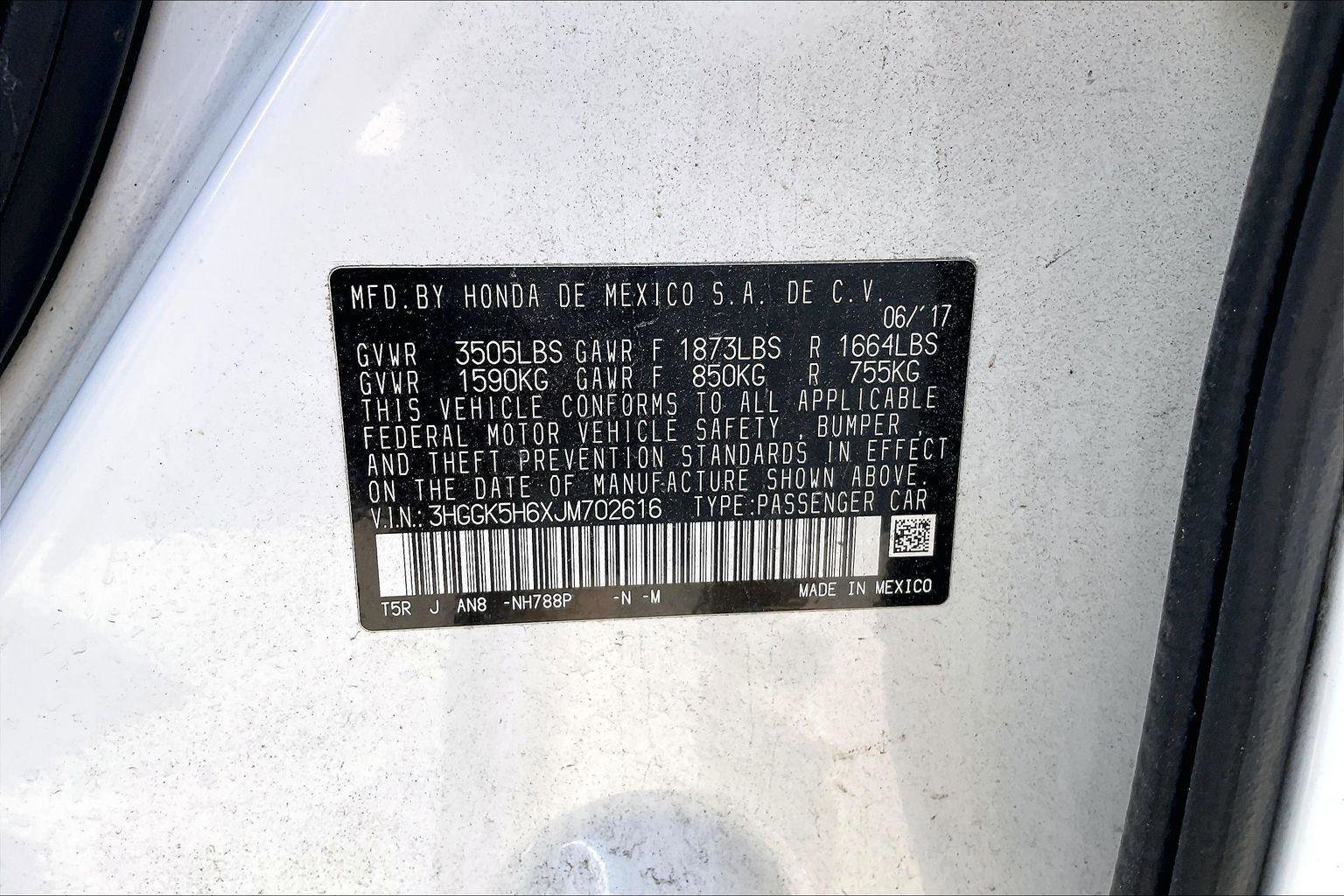 Used 2018 Honda Fit Sport image 3