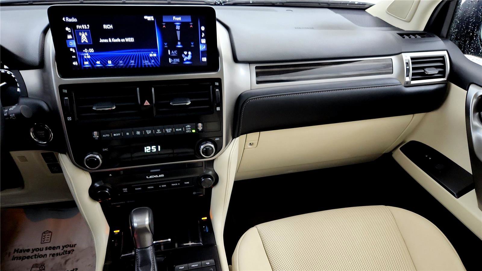 Used 2023 Lexus GX 460 Premium w/ Premium Package image 30