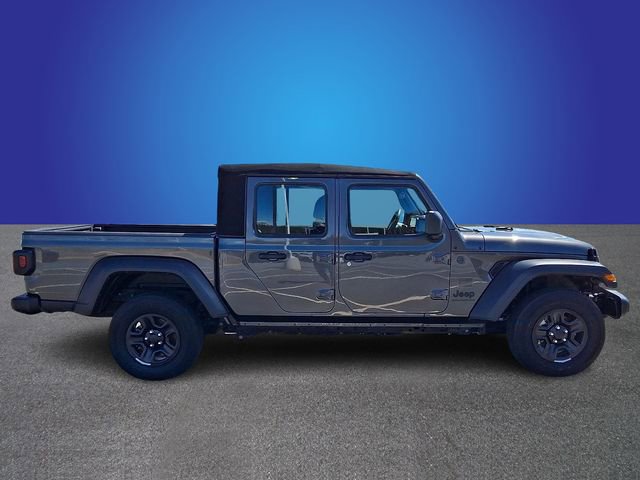 Used 2024 Jeep Gladiator Sport image 4