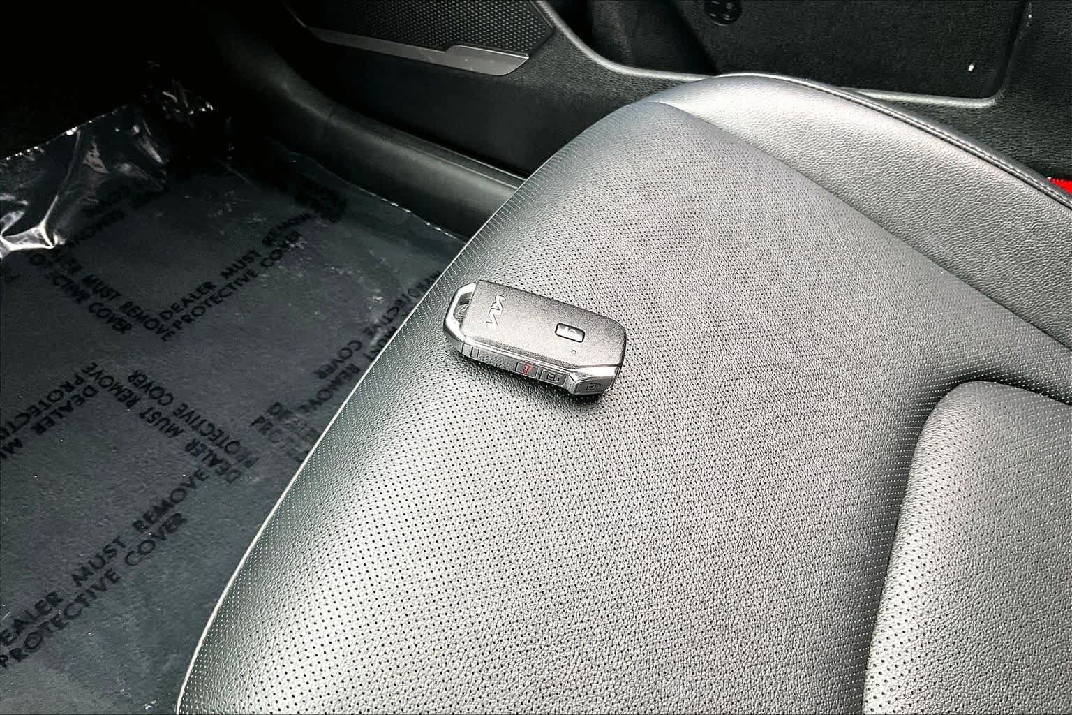 Used 2023 Kia Sportage EX FWD image 18