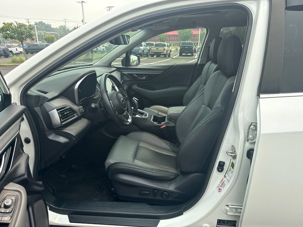 Used 2020 Subaru Outback Onyx Edition XT AWD/4WD image 9