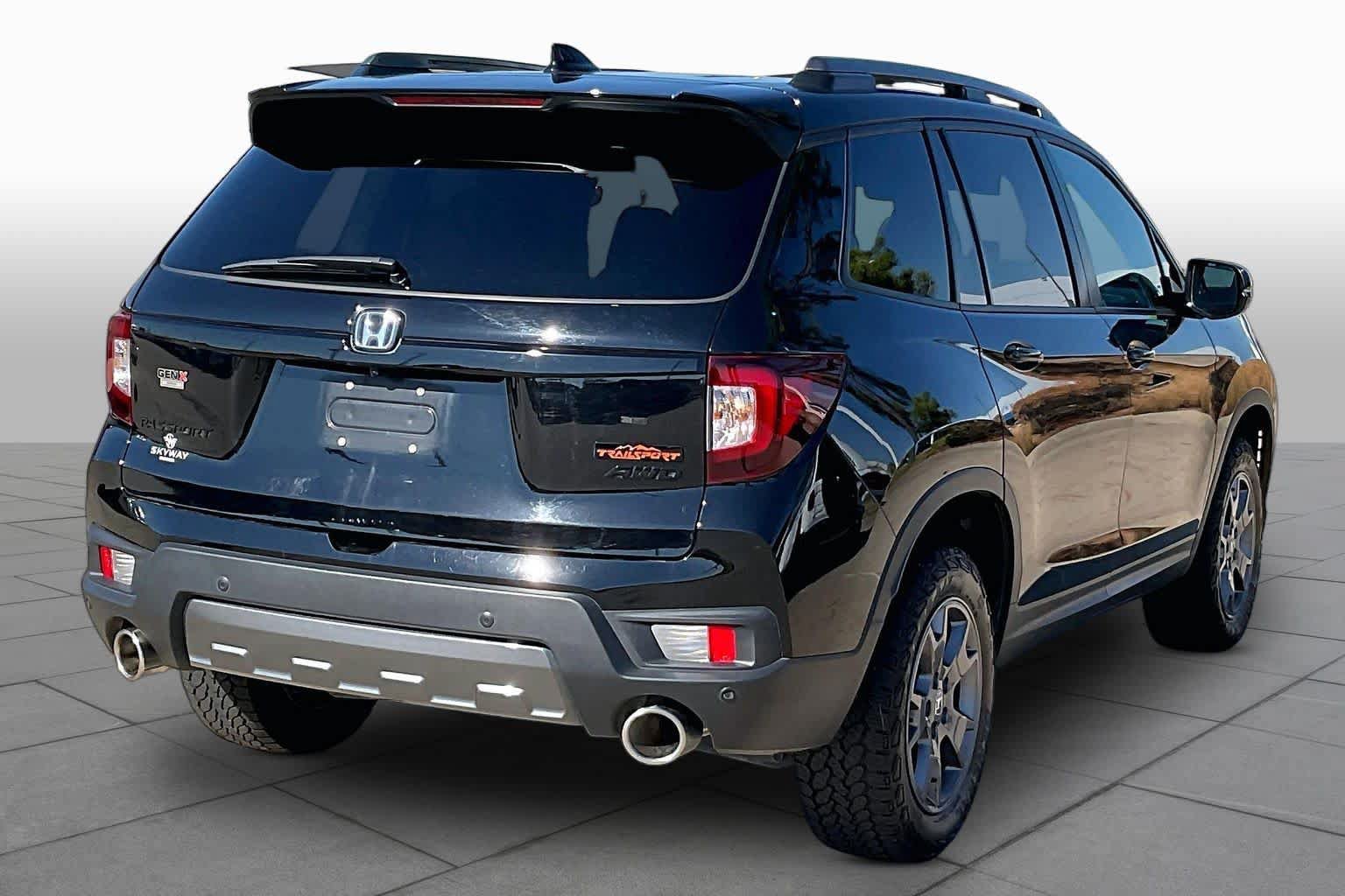 Used 2024 Honda Passport TrailSport image 13