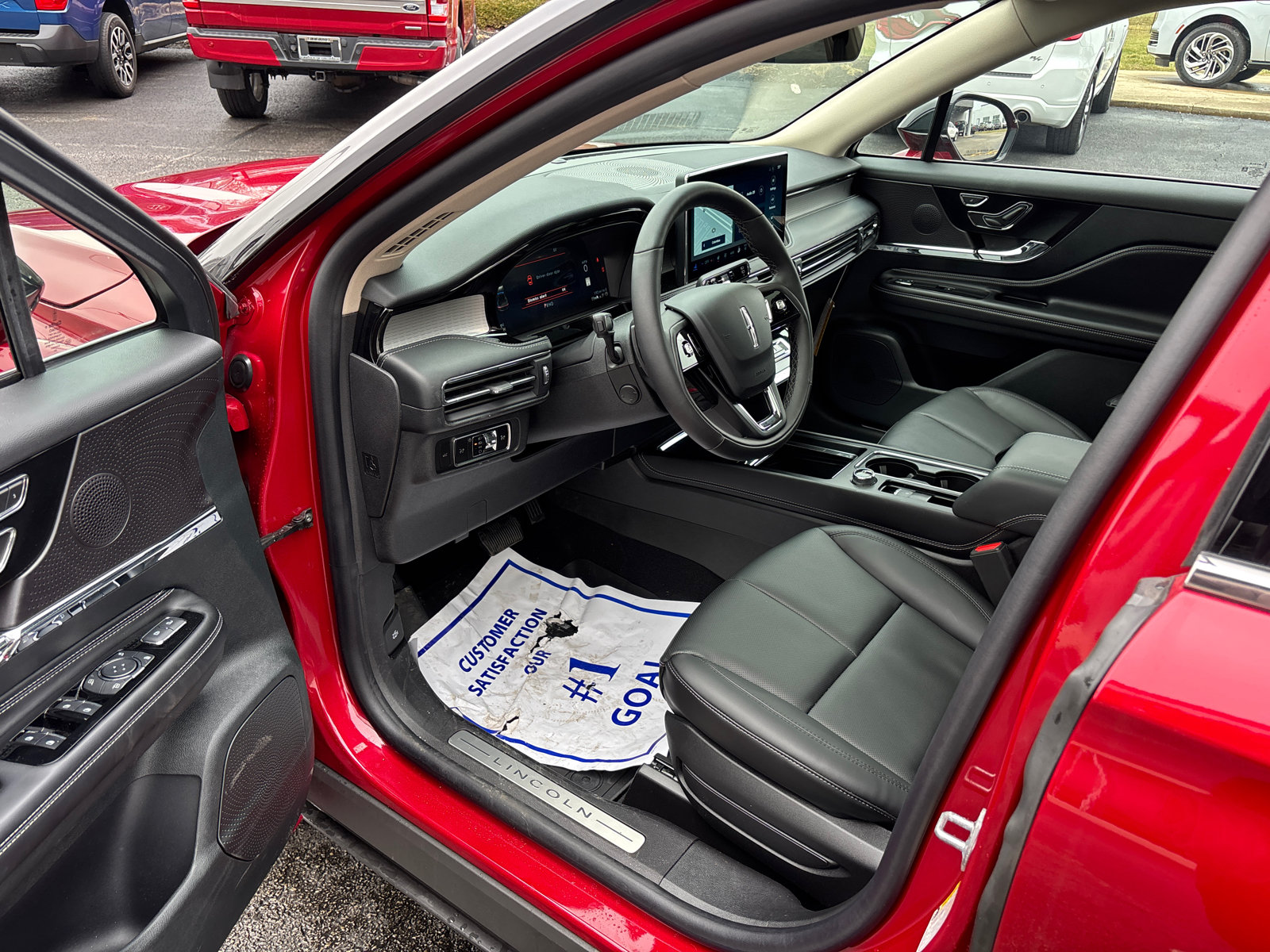 New 2026 Lincoln Corsair Premiere AWD/4WD image 25