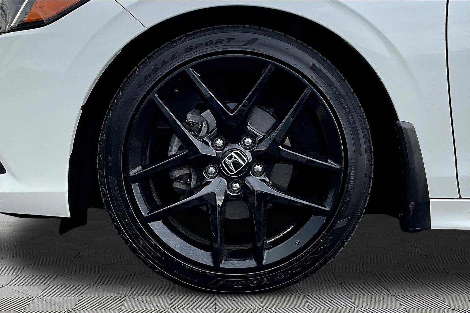 Used 2024 Honda Civic Sport image 32