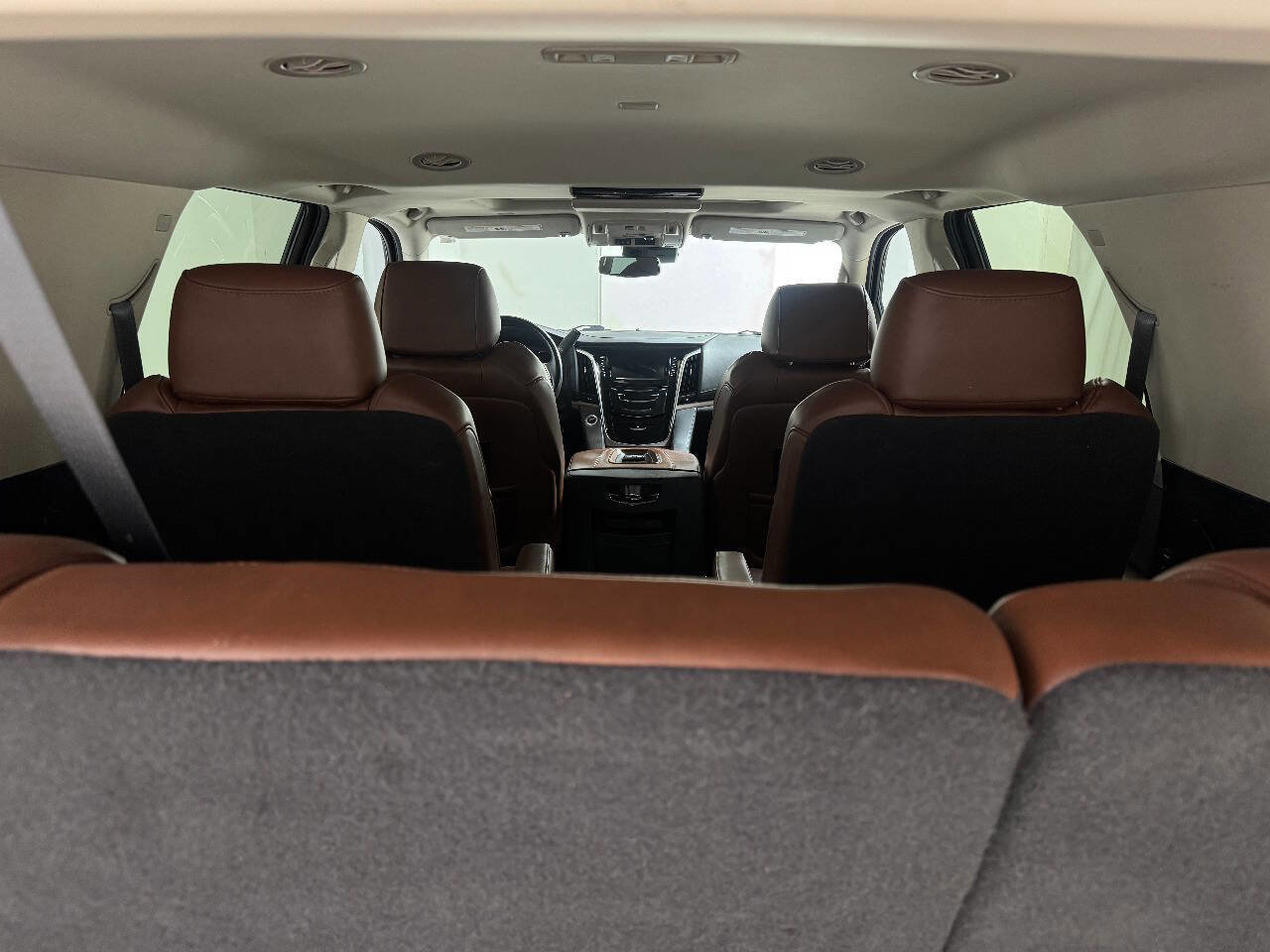 Used 2020 Cadillac Escalade Premium Luxury AWD/4WD image 68