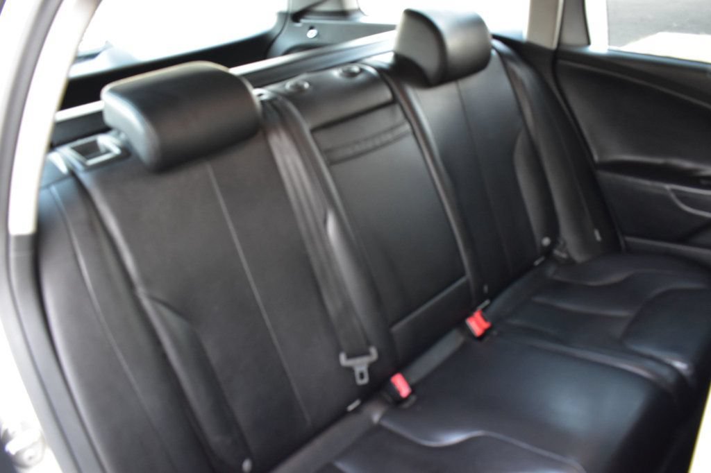 Used 2009 Volkswagen Passat Komfort FWD image 25