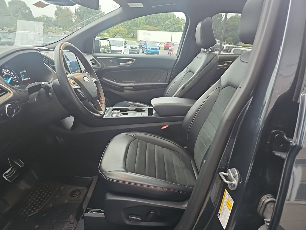 Used 2024 Ford Edge ST-Line AWD/4WD image 9