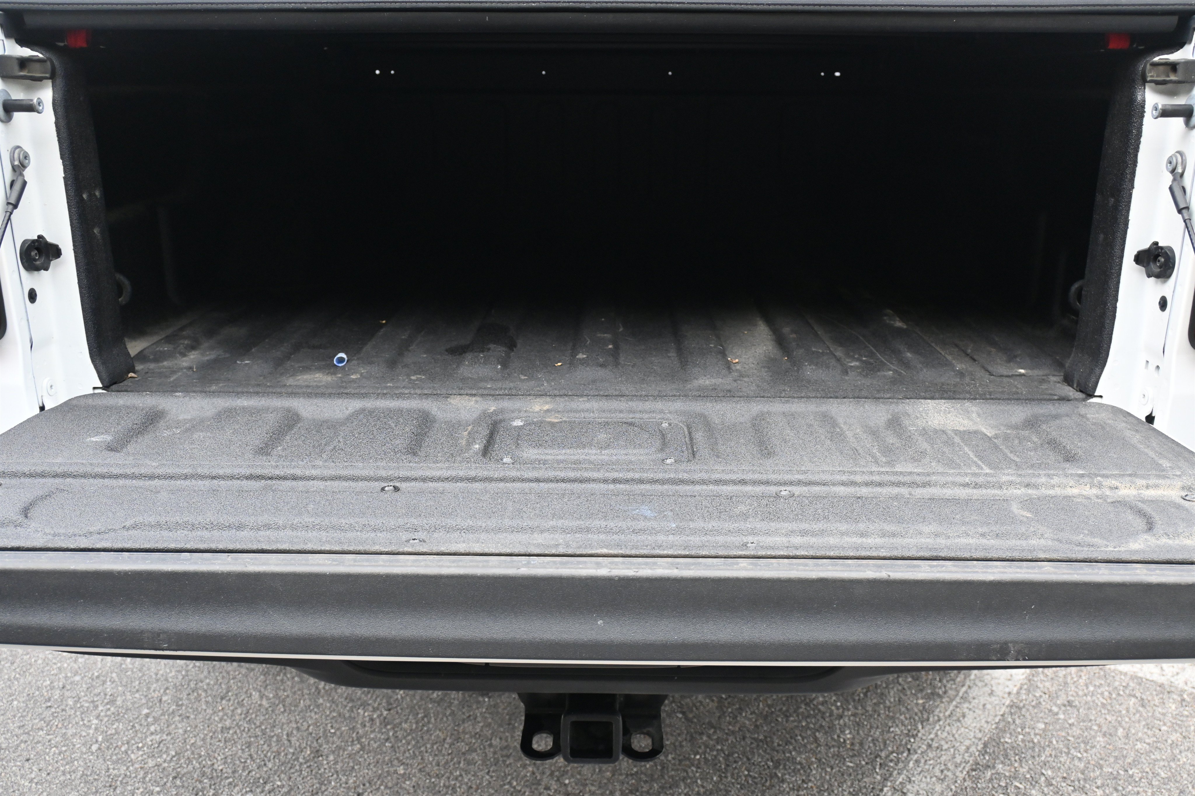 Used 2024 Jeep Gladiator Sport AWD/4WD image 17