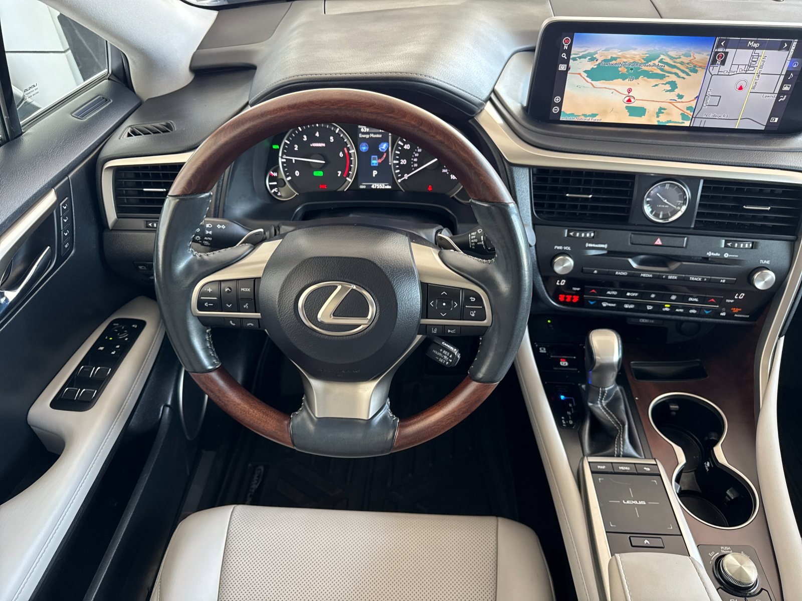 Used 2022 Lexus RX 450h AWD w/ Premium Package image 15