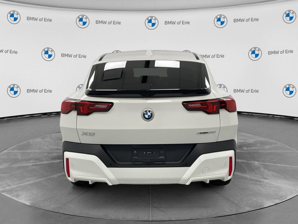 Certified 2026 BMW X2 xDrive28i AWD/4WD image 4