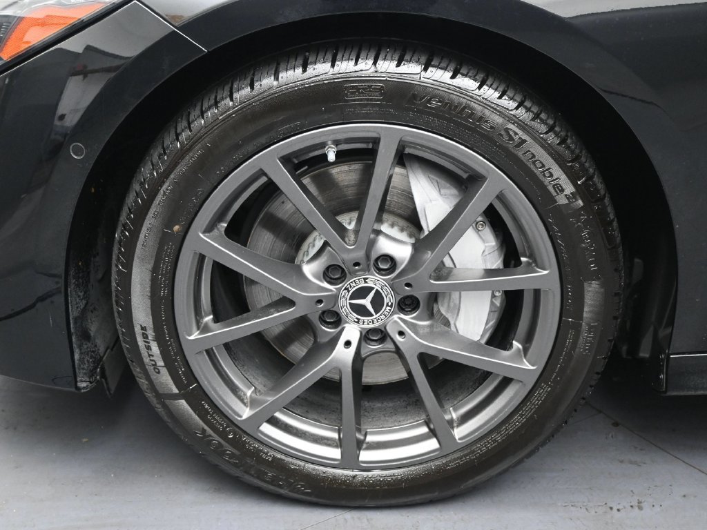 Used 2024 Mercedes-Benz CLE 300 4MATIC Coupe image 34