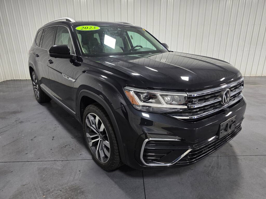Used 2023 Volkswagen Atlas SEL Premium AWD/4WD image 2