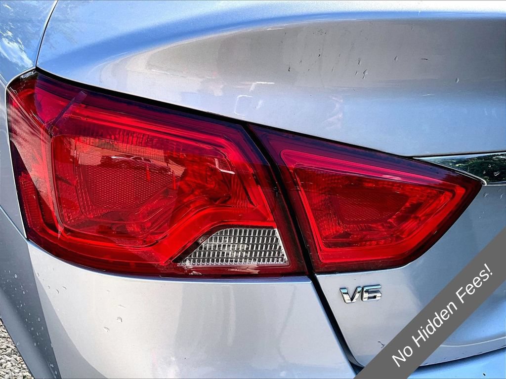Used 2015 Chevrolet Impala LTZ FWD image 28