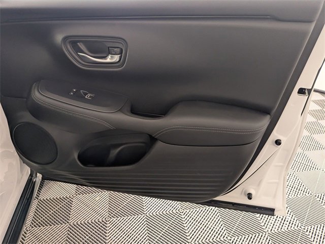 Used 2023 Honda HR-V EX-L image 31