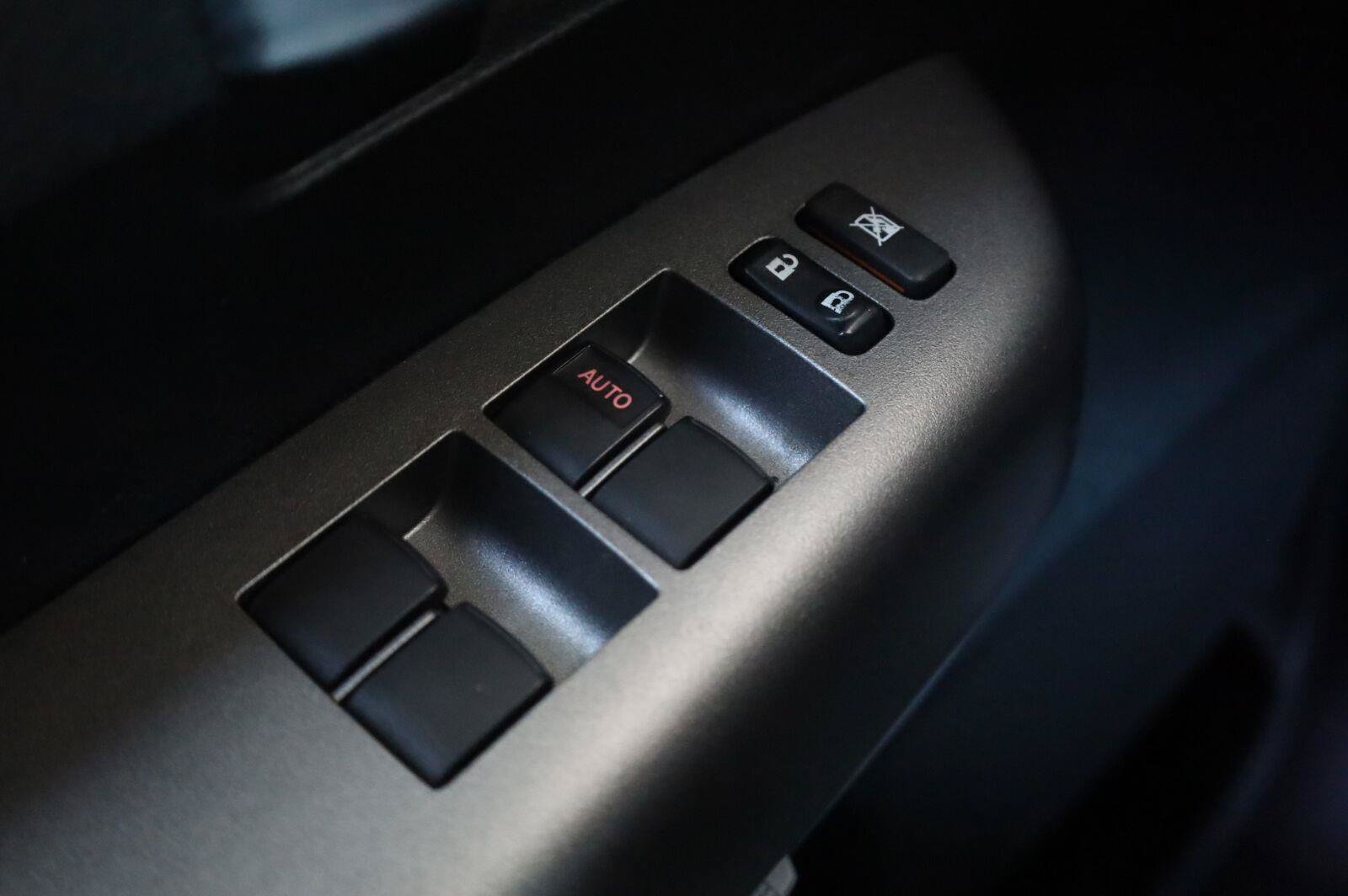 Used 2012 Toyota Tundra 2WD Double Cab image 33