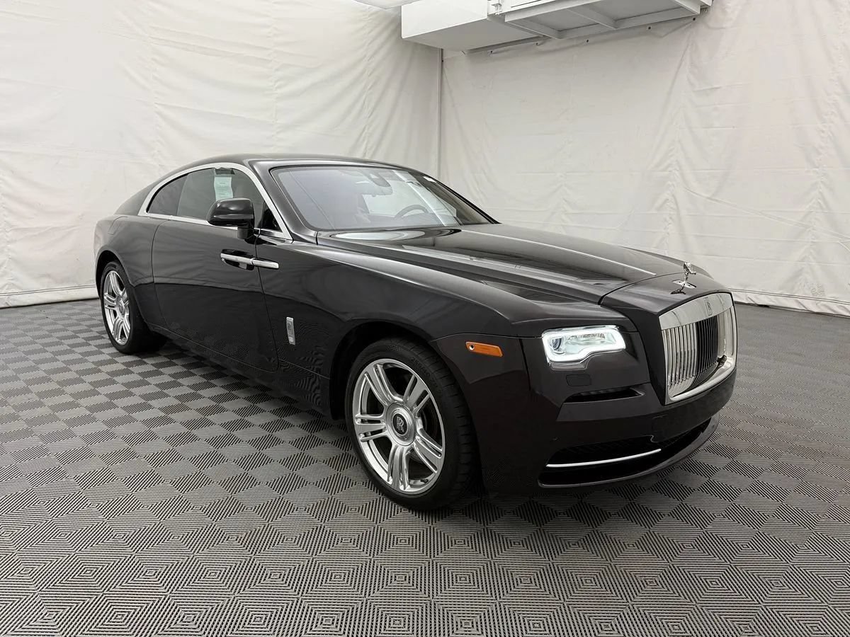 Used 2016 Rolls-Royce Wraith RWD image 4