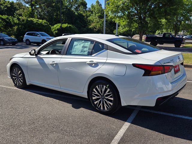 New 2026 Nissan Altima 2.5 SV FWD image 3