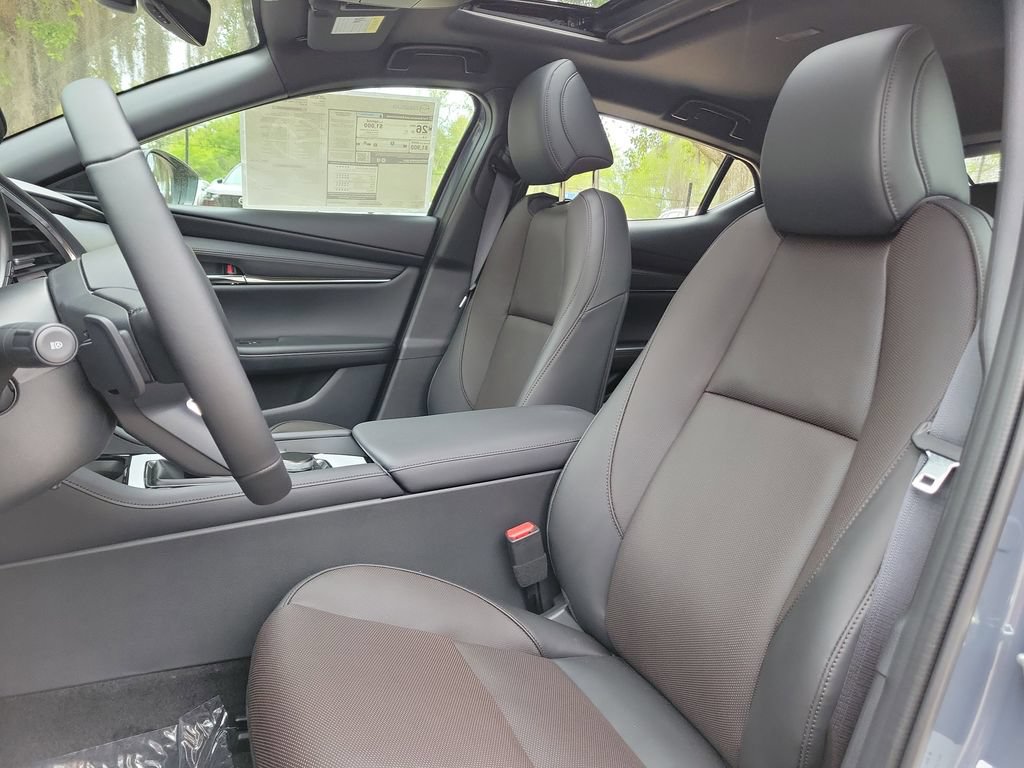 New 2026 MAZDA MAZDA3 Hatchback w/Premium Plus Pkg AWD/4WD image 18