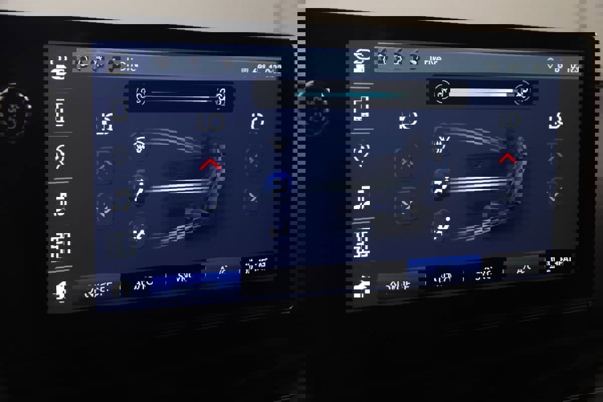 Used 2024 Honda Prologue EX image 33