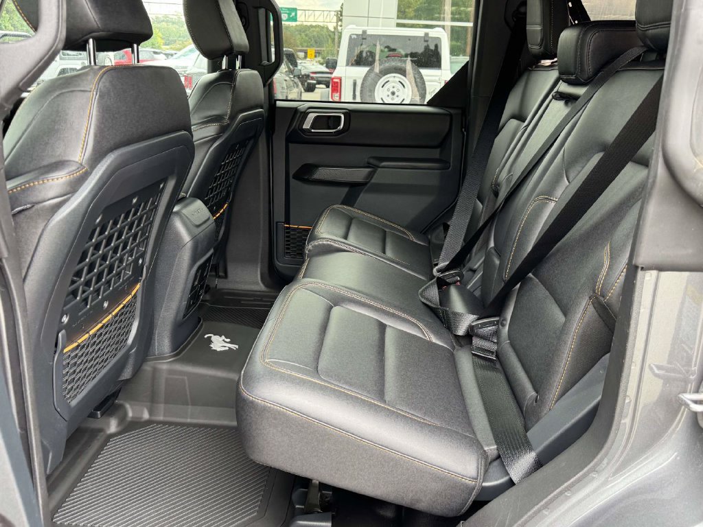 Certified 2024 Ford Bronco Badlands AWD/4WD image 19